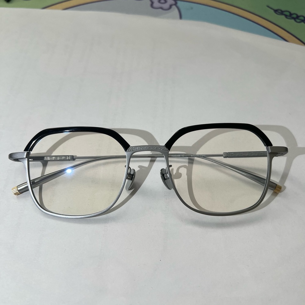 Titanium optical frame - Picture 5 of 7